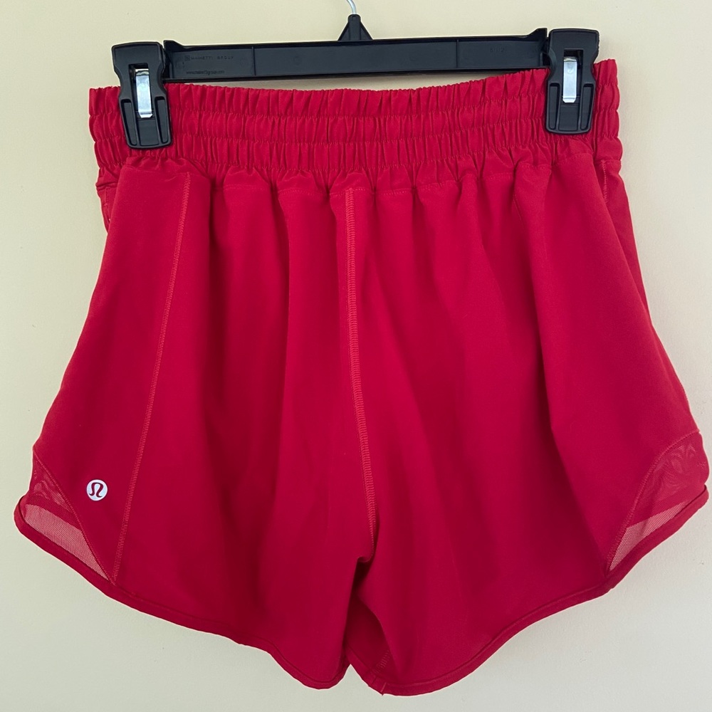 Lululemon Hotty Hot Shorts Size 4 4inch.